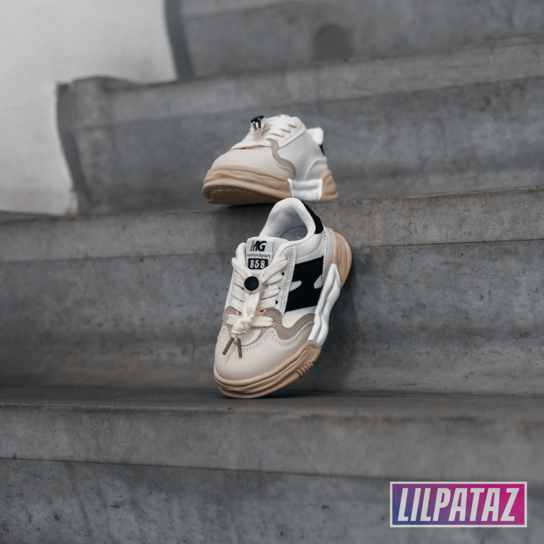 Performerz Off-White Black (size 21 and 22)