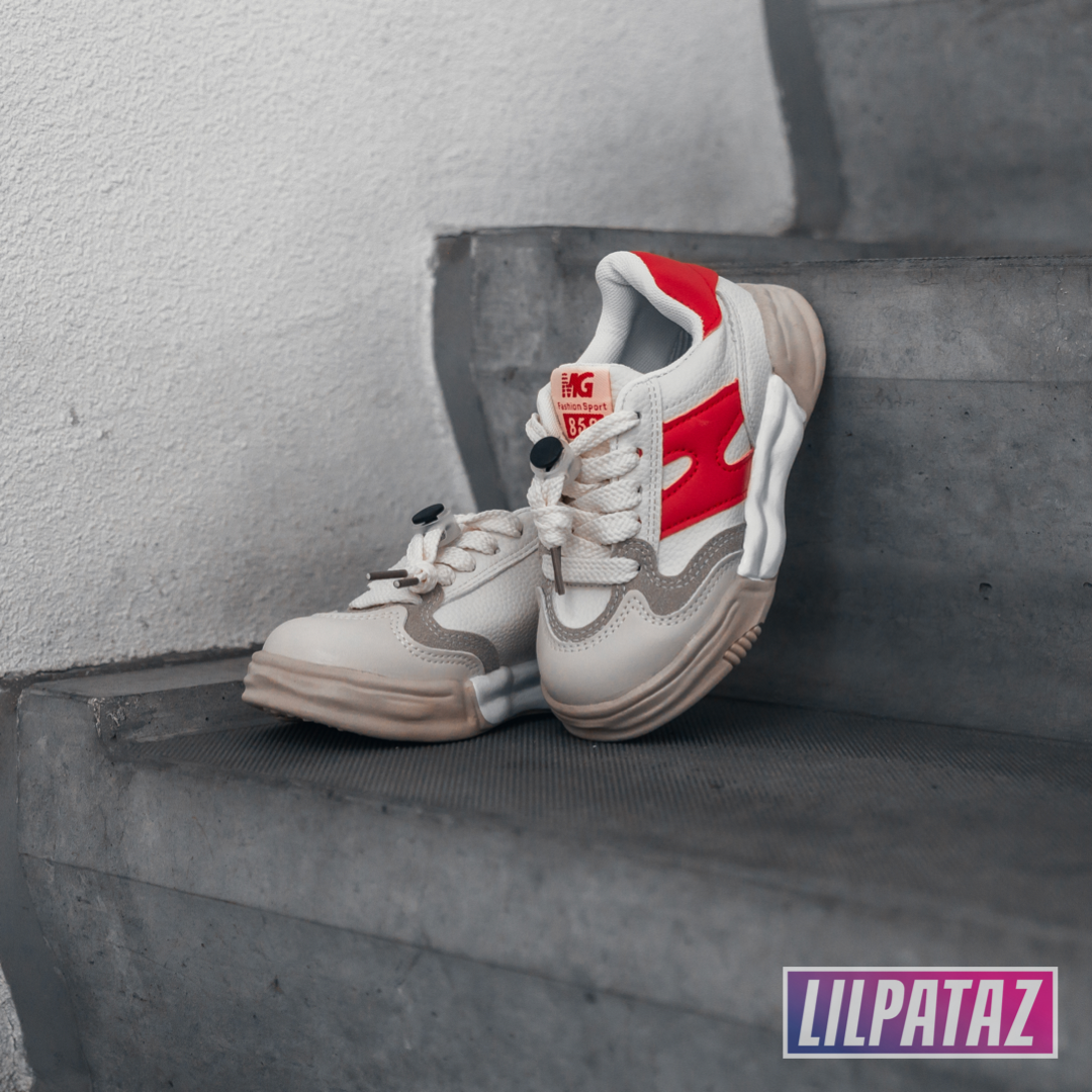 Performerz Off-White Red (size 21)